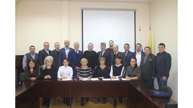 Подписано Соглашение между Общественной палатой Чувашской Республики и Чувашской республиканской организацией Профсоюза