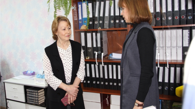 Руководитель Минтруда Чувашии Алена Елизарова провела проверку соблюдения ограничительного режима в подведомственных организациях