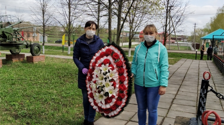 В Новочурашевском сельском поселении состоялось мероприятие по возложению венков к памятникам