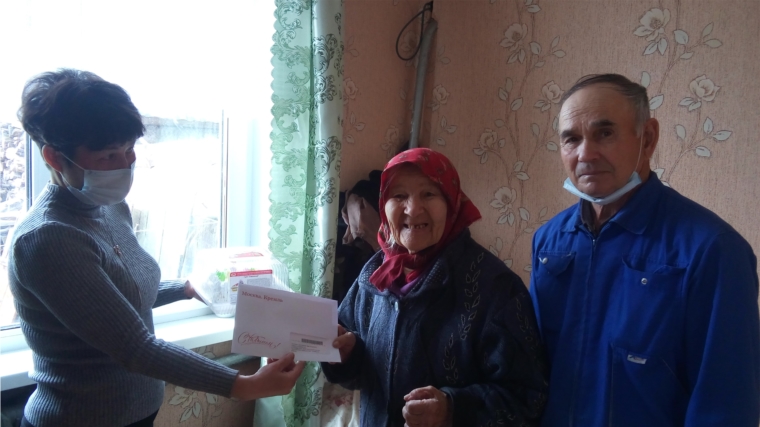 90-летний юбилей отметила ветеран труда, жительница деревни Хундыкасы Антонина Васильевна Пагеева