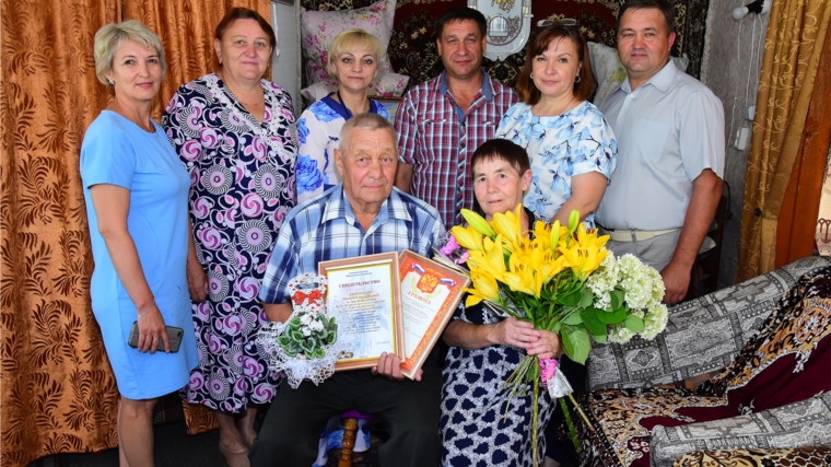 «Золотую» свадьбу отмечает семья Петрушовых из деревни Малый Кукшум