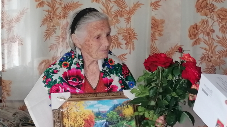 Труженицу тыла д.Заштраночная поздравили с 90-летием