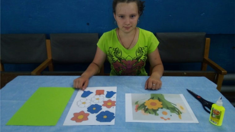 Онлайн - мастер – класс «Цветочный букет» в Аранчеевском сельском клубе.