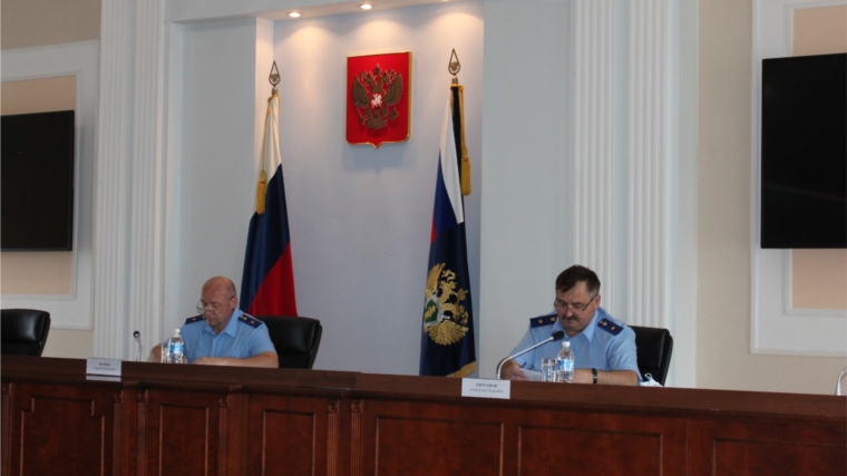 Прокурор Чувашской Республики провел заседание межведомственной рабочей группы по защите прав предпринимателей