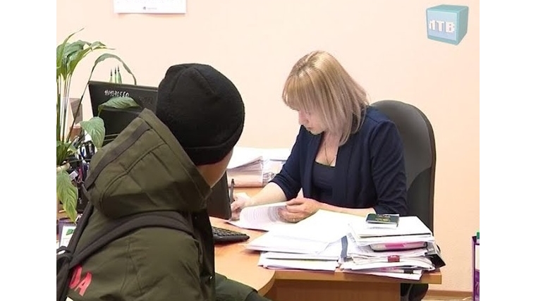 Треть россиян выступают за трудоустройство школьников