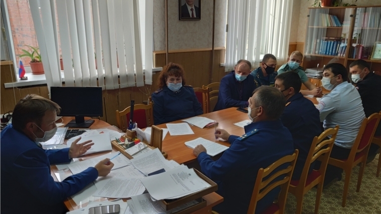 На координационном совещании руководителей правоохранительных органов Красночетайского района рассмотрен вопрос состояния работы правоохранительных органов