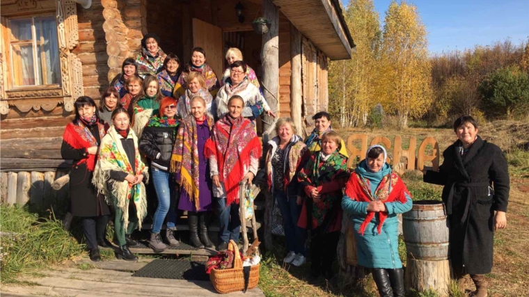 Библиотекари Чебоксарского района посетили этноэкологический комплекс «Ясна»