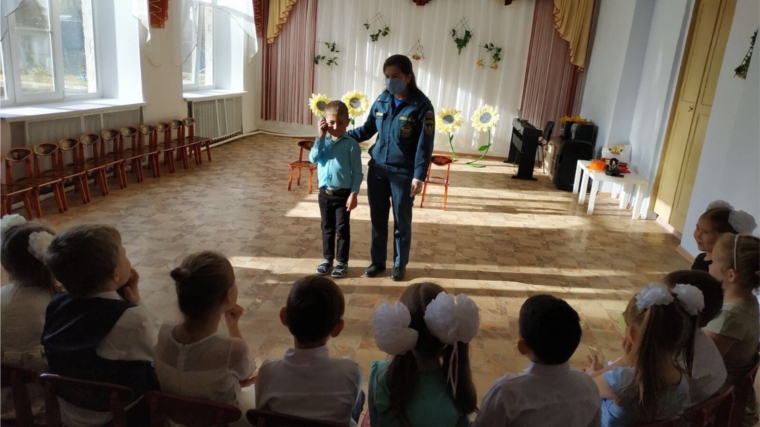 Акция "МЧС – за безопасное детство" прошла в чебоксарском детском саду № 140 Акция "МЧС – за безопасное детство" прошла в чебоксарском детском саду № 140