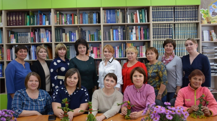 В Центральной библиотеке состоялась встреча с членами Вурнарской общественной организации «Совет женщин»