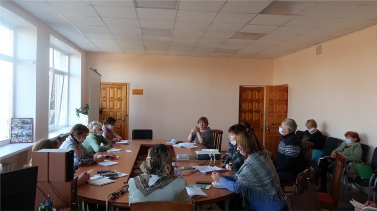 Об октябрьском семинаре библиотечных работников Козловского района