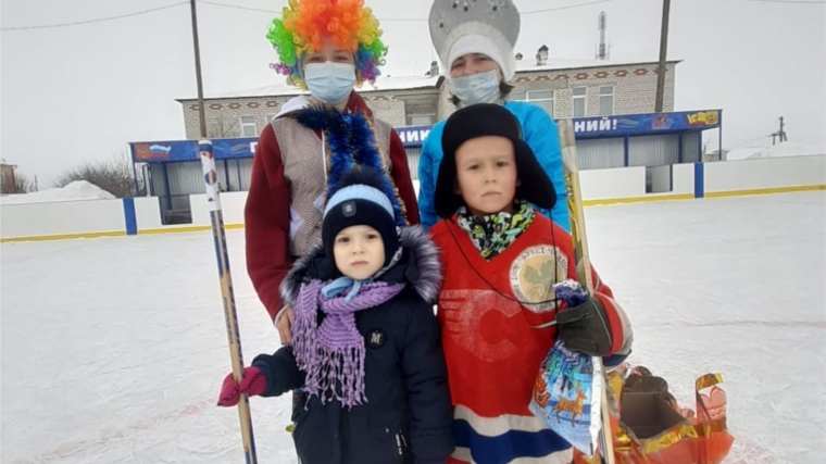 Спортивный праздник «Веселись детвора в праздник света и добра» в с.Байдеряково.
