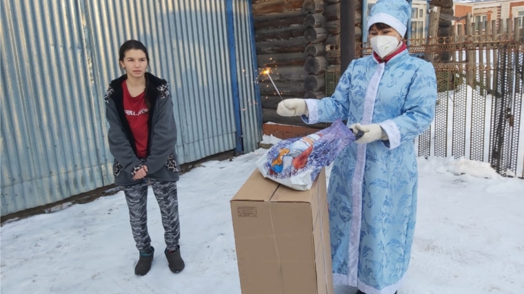 Автономное учреждение «Централизованная клубная система» Шемуршинского района присоединилась к акции “Волшебная рукавица Деда Мороза - 2021”
