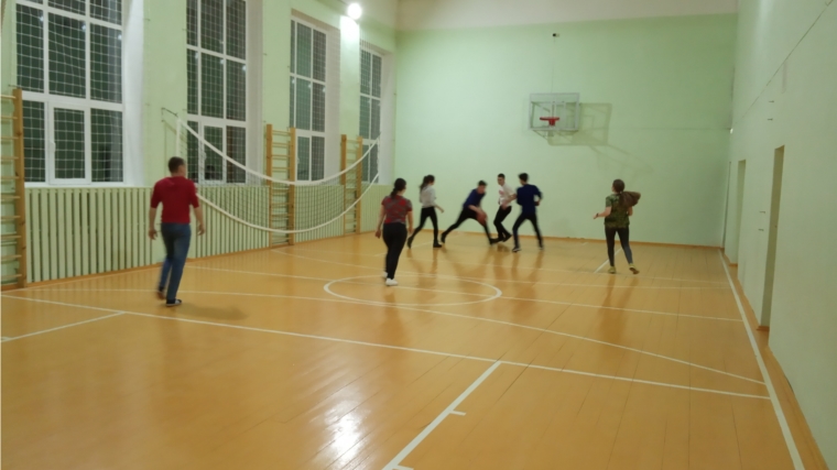 В канун Рождества  в Большеямашевском клубе прошло соревнование по волейболу среди молодежи соседних деревень.