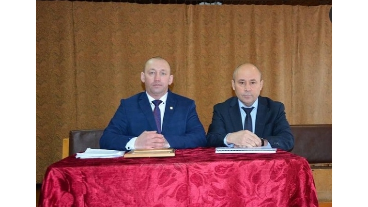 Глава администрации района принял участие на собрании граждан пос.Ульяновка