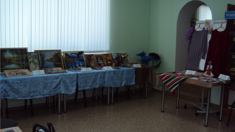 Выставка рукоделия «Умелые руки» в Ярославской библиотеке
