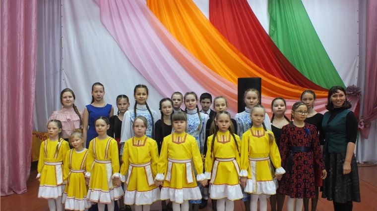 В Большеяльчикском СДК состоялся смотр-конкурс художественной самодеятельности «Истоки вдохновения»