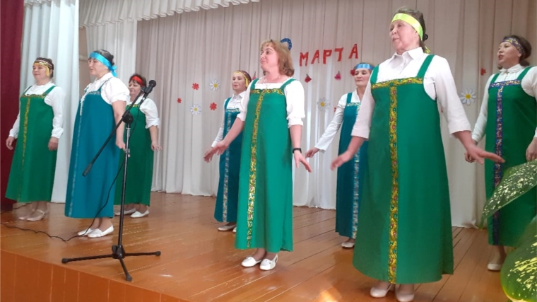 В Чутеевском Доме Культуры состоялся праздничный концерт, посвящённый Международному женскому дню