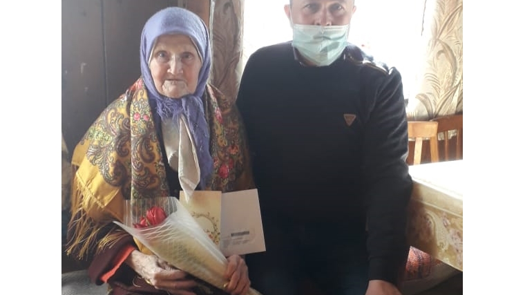Сегодня свой славный 90-летний юбилей отмечает жительница деревни Кюмель-Ямаши Павлова Людмила Ниловна