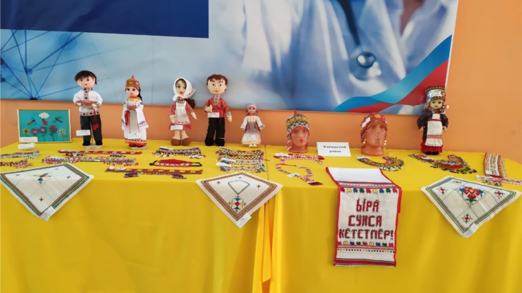 В Канашском районе состоялся зональный этап Республиканского фестиваля-конкурса детского художественного творчества «Черчен чечексем» («Цветы Чувашии»)
