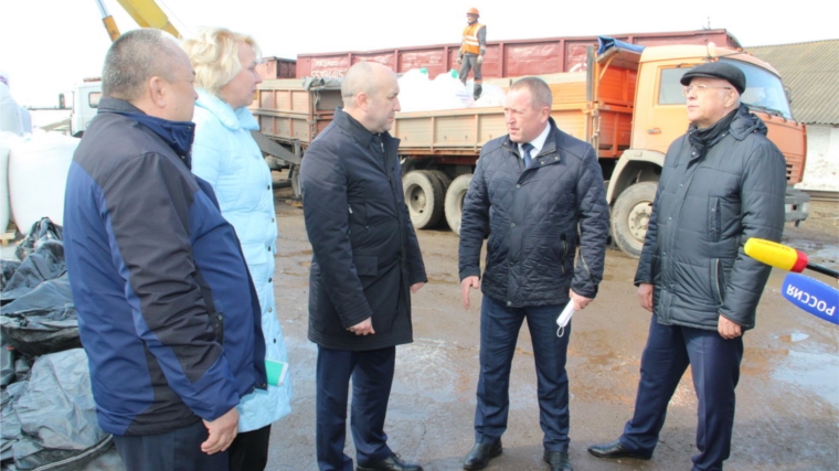 Министр сельского хозяйства Чувашcкой Республики Сергей Артамонов посетил Цивильское хлебоприемное предприятие