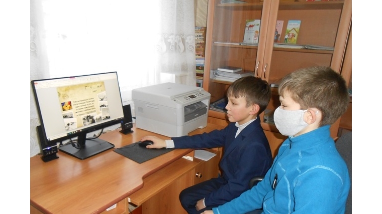 В Большевыльской сельской библиотеке провели виртуальный урок истории «По страницам прошлого: Строительство Сурского рубежа».