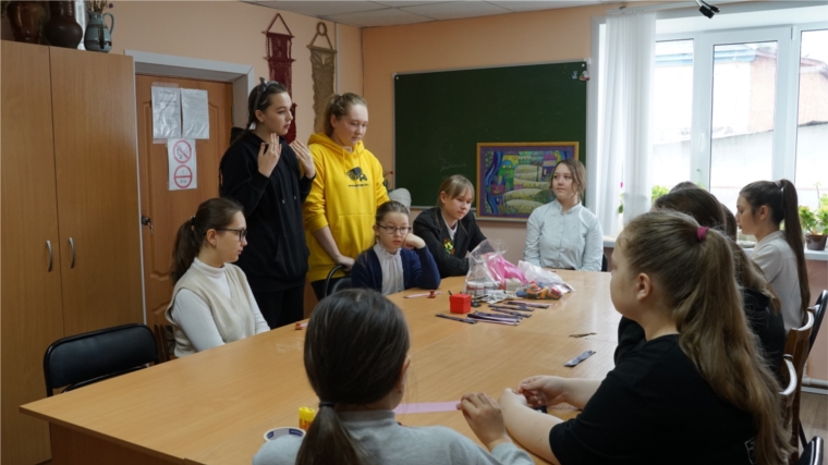 В Вурнарской ДШИ прошли мастер-классы преподавателей и студентов Чебоксарского Художественного училища