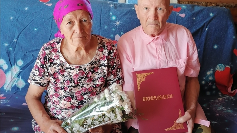 Юбилей семейной жизни отметили супруги Андреевы из села Янишево