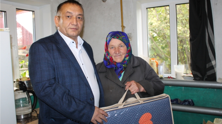 80-летний юбилей отметила жительница д. Искеево-Яндуши Павлова Ангелина Сергеевна