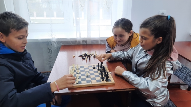 Шахматно-шашечный день «Твой ход» в Б.Карачкинской с/б