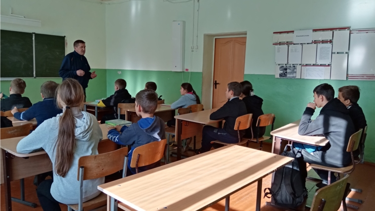 В Шумшевашском СДК провели информационный час «Злой волшебник-наркотик» с учащимися среднего звена Шумшевашской СОШ