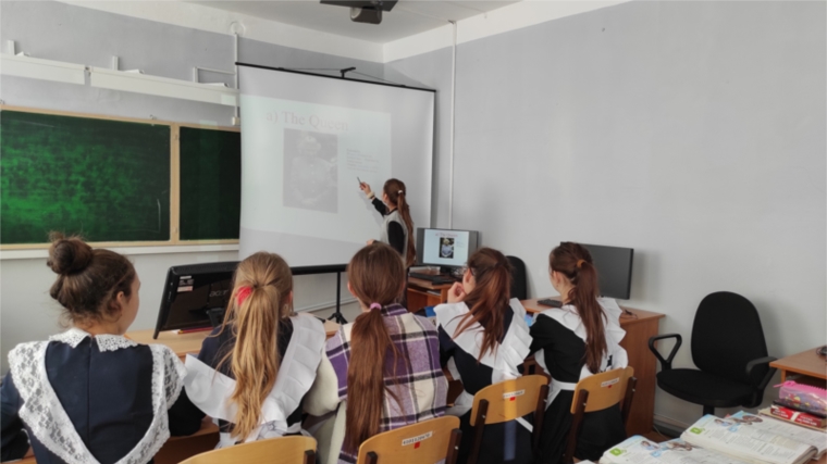 В МБОУ "Чичканская ООШ" активно прошёл второй день предметной недели английского языка