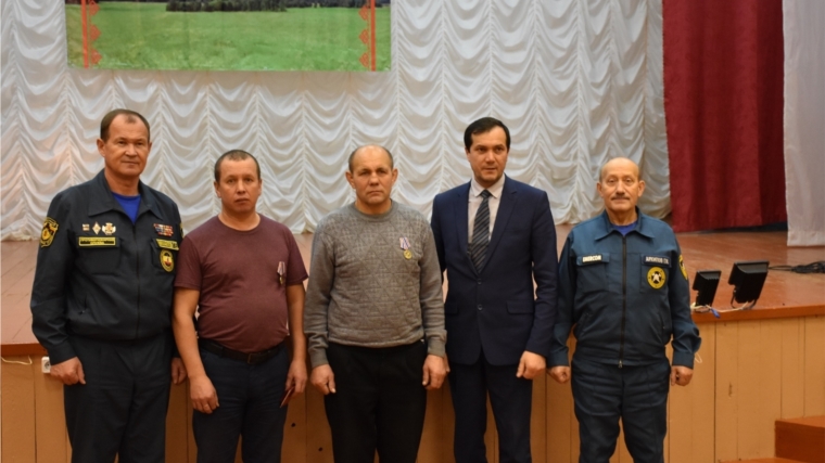 Добровольную пожарную команду Таутовского сельского поселения наградили за отличие в ликвидации пожаров
