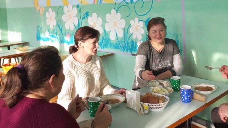 Завтрак с директором в МБОУ «Байглычевская ООШ»
