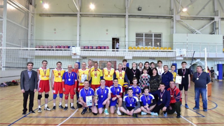Открытый районный турнир по волейболу памяти Сергея Судакова