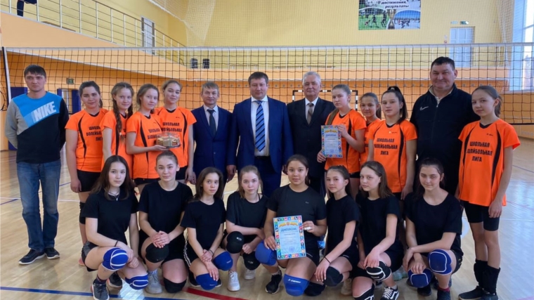 Соревнования по волейболу среди девушек и юношей 2004 г.р. и моложе на Кубок Главы администрации Урмарского района