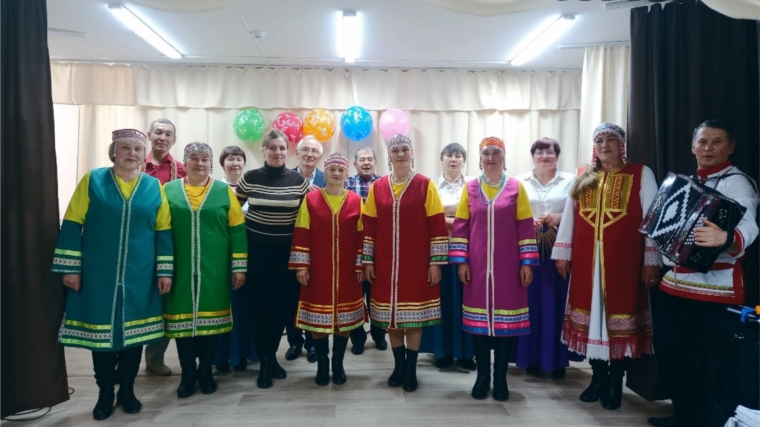 Концерт фольклорного ансамбля "Туслах" в Альмень-Сунарском СК