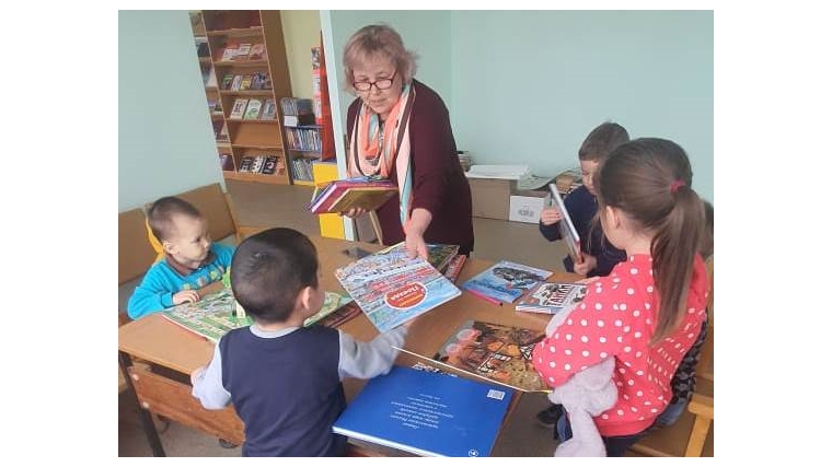 Экскурсия «Посещение библиотеки» в Акрамовской сельской библиотеке.