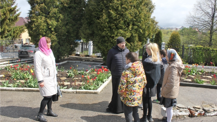Воспитанники центра посетили Спасо-Преображенский женский монастырь на Владимирской горке
