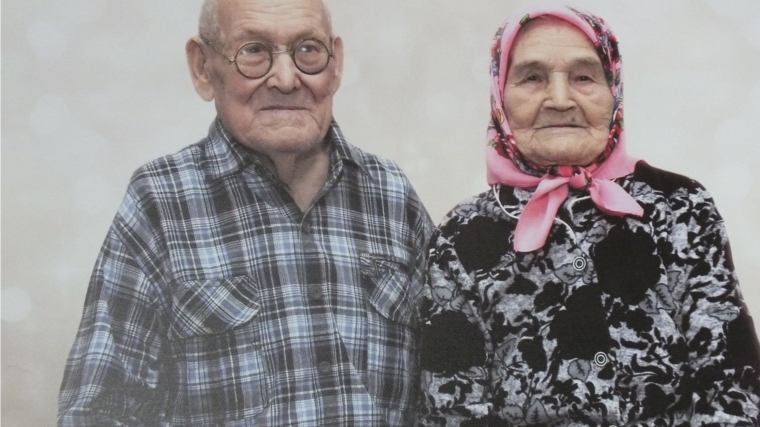 Сегодня 95-летний юбилей отмечает житель села Большие Яльчики, труженик тыла, ветеран труда Бобин Леонид Петрович