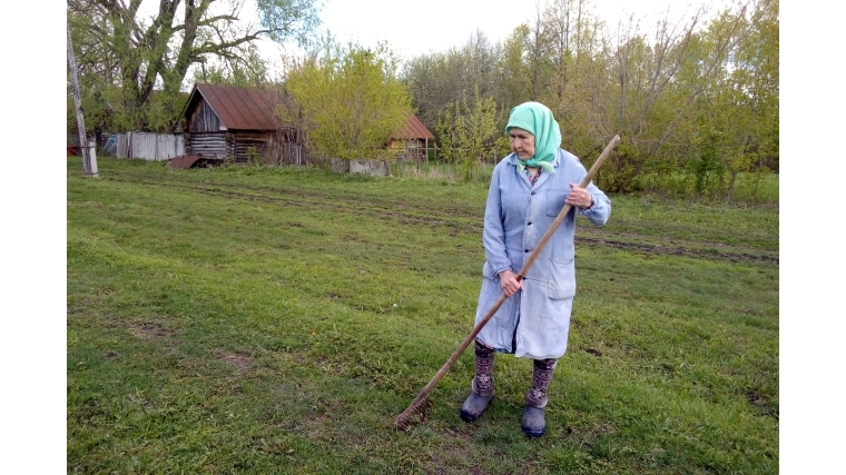 Жители деревни Тушкасы провели экологический субботник