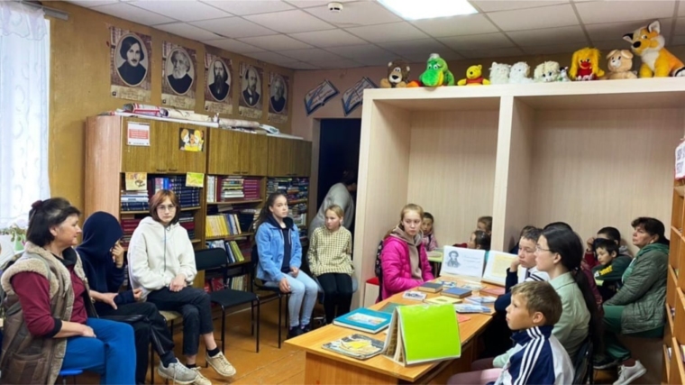 Воспитанники лагеря "Надежда" при МБОУ "Питишевская СОШ" в Питишевской сельской библиотеке