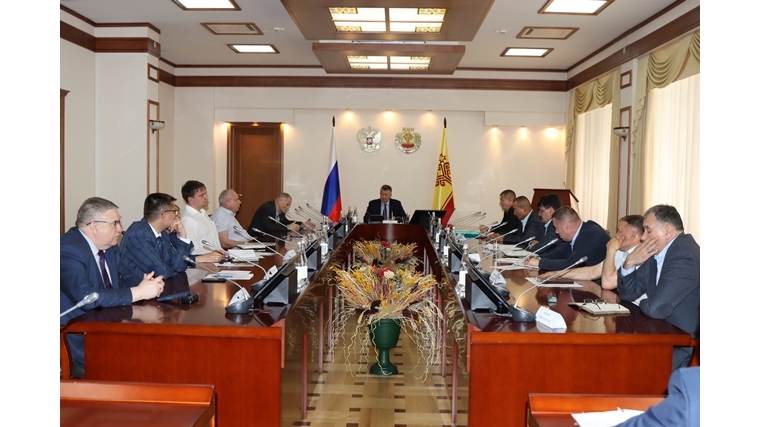 Владимир Осипов провел расширенное заседание с организациями дорожной отрасли