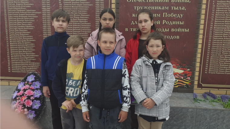 "Как хорошо на свете без войны" литературно-патриотический час "Как хорошо на свете без войны" литературно-патриотический час
