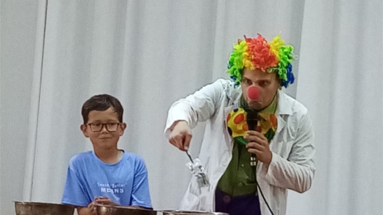 Цирковое представление "Бамбино" в Шигалинском СК