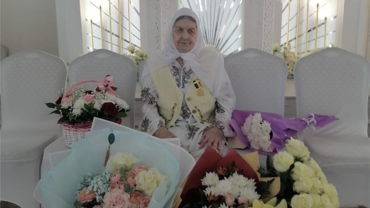 90-летний юбилей отметила жительница села Шыгырдан Рауза Зиатдиновна Шарифзянова