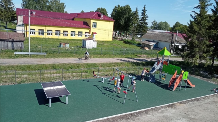 В селе Яншихово-Норваши появилась современная детская игровая спортивная площадка