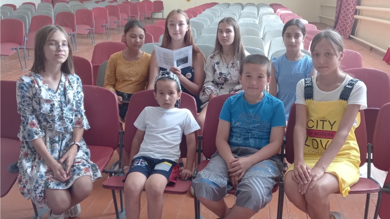 Информационный час с детьми «Нам русским, жить на этом свете»