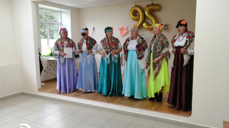 В рамках празднования 95-летия со дня образования  Вурнарского района 16 сентября в Тузи-Муратской ООШ прошел праздничный концерт под названием «Родина моя-Вурнары»