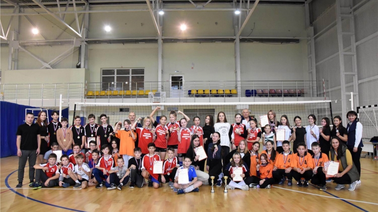 Первенство Ибресинского района по волейболу среди юношей и девушек 2009 г.р. и моложе