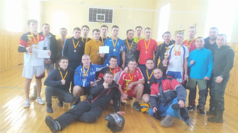 В Сявалкасинском территориальном отделе состоялся волейбольный турнир среди мужских команд
